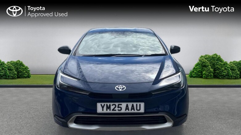 Toyota Prius 2.0 PHEV Design 5dr CVT Hatchback